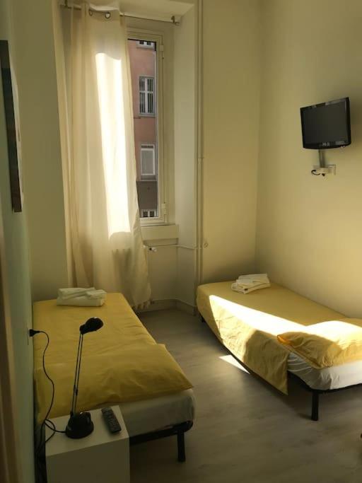 Appartamento In Zona Bocconi Milánó Kültér fotó