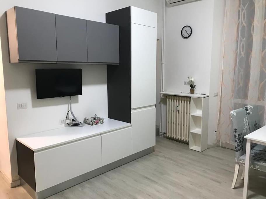 Appartamento In Zona Bocconi Milánó Kültér fotó