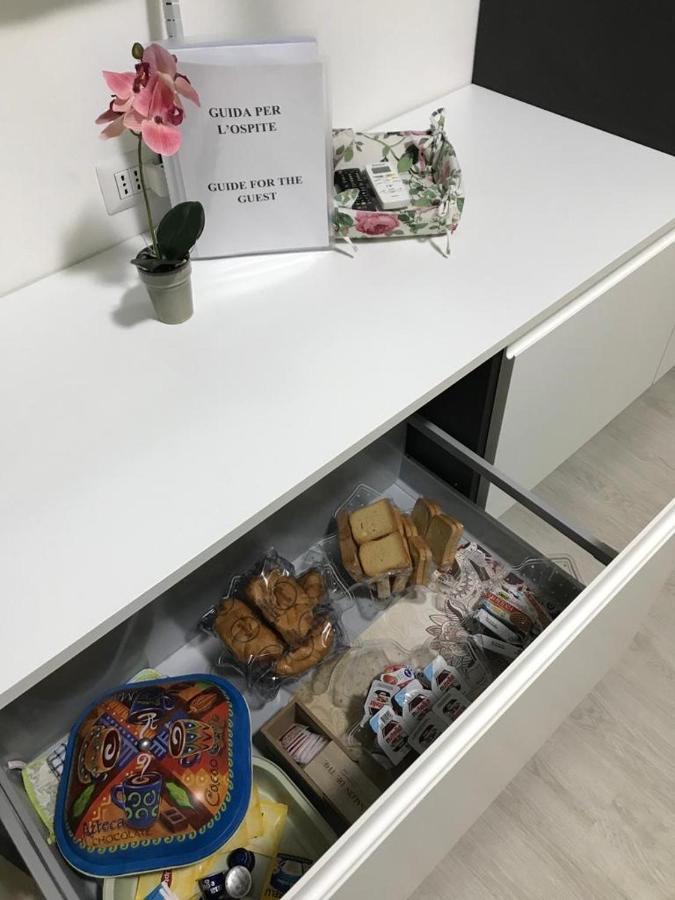 Appartamento In Zona Bocconi Milánó Kültér fotó